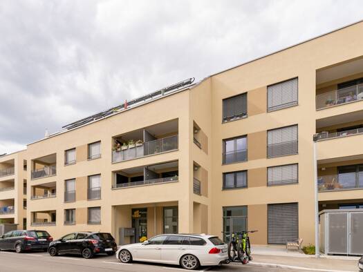 Wohnung zur Miete 1.001 € 3 Zimmer 77 m² EG frei ab 01.10.2026 Steinheilstraße 43 Grombühl Würzburg 97080