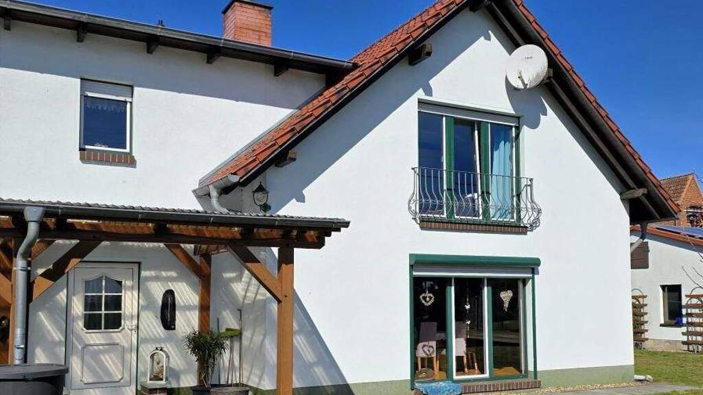 Mehrfamilienhaus zum Kauf 350.000 € 11 Zimmer 335 m² 5.000 m² Grundstück frei ab 01.10.2026 Lellichower Chaussee 5 Lellichow Kyritz OT Lellichow 16866