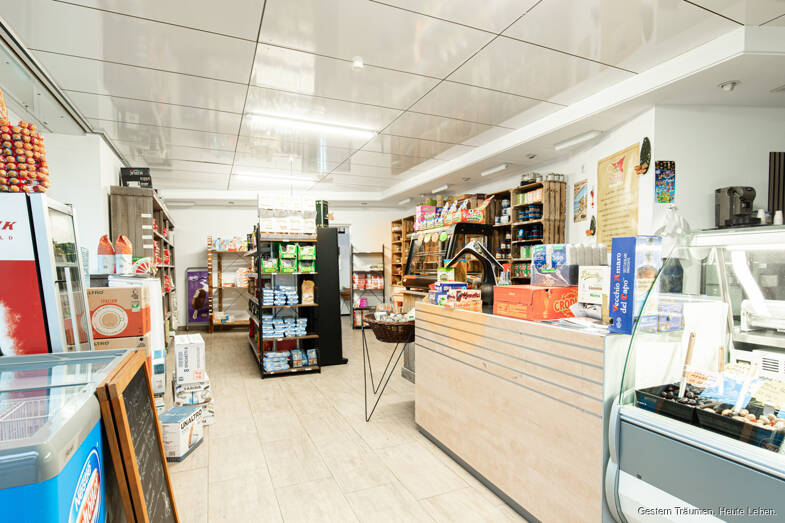 Laden zum Kauf 227.000 € 3 Zimmer 101,7 m² Verkaufsfläche Laufenburg Laufenburg (Baden) 79725