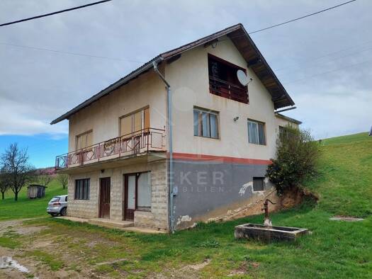 Mehrfamilienhaus zum Kauf 62.500 € 8 Zimmer 240 m² 5.675 m² Grundstück Krnjak
