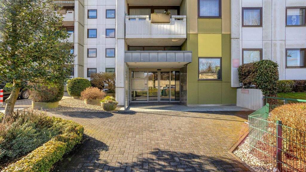 Wohnung zum Kauf 149.000 € 3 Zimmer 82,5 m² 6. Geschoss Lennep Remscheid 42897