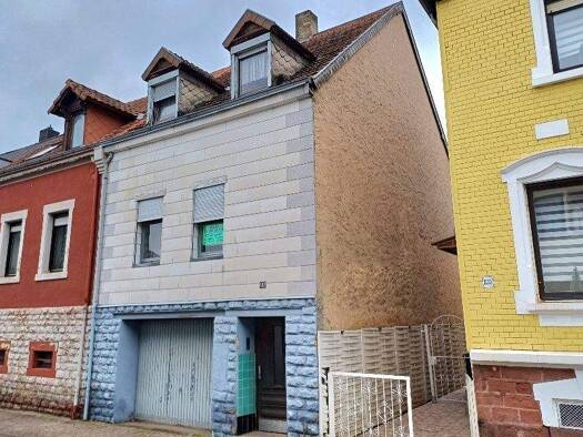 Haus zum Kauf 175.000 € 9 Zimmer 204 m² 250 m² Grundstück frei ab sofort Gartenstrasse St. Ingbert Sankt Ingbert 66386