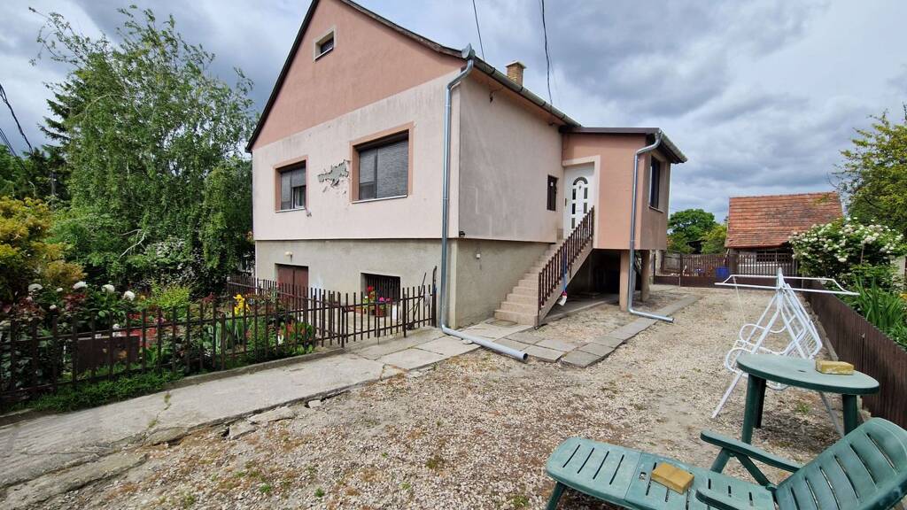 Einfamilienhaus zum Kauf 137.500 € 3 Zimmer 81 m² 1.706 m² Grundstück Szabadbattyán