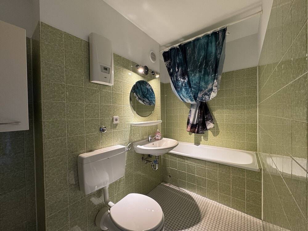 Property thumbnail 8