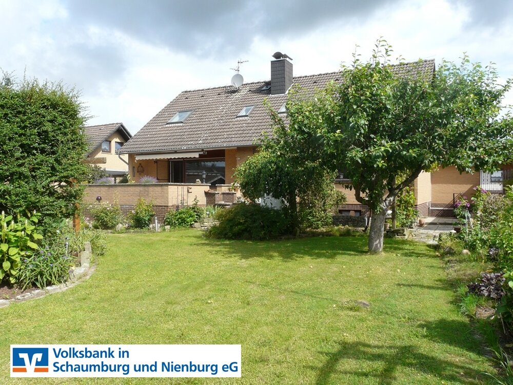 Einfamilienhaus zum Kauf 360.000 € 6 Zimmer 194 m²<br/>Wohnfläche 1.032 m²<br/>Grundstück Lindhorst Lindhorst 31698