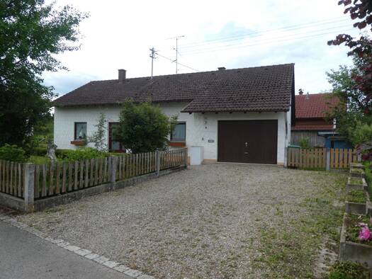 Einfamilienhaus zum Kauf 380.000 € 5 Zimmer 125 m² 757 m² Grundstück frei ab sofort Aitrach Aitrach 88319