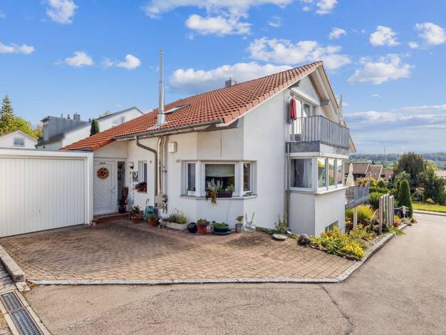 Einfamilienhaus zum Kauf 1.020.000 € 8 Zimmer 218 m² 354 m² Grundstück Maichingen Sindelfingen 71069