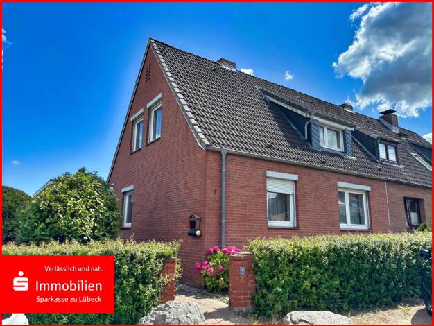 Doppelhaushälfte zum Kauf 279.000 € 5 Zimmer 149 m² 860 m² Grundstück Kücknitz Lübeck 23569