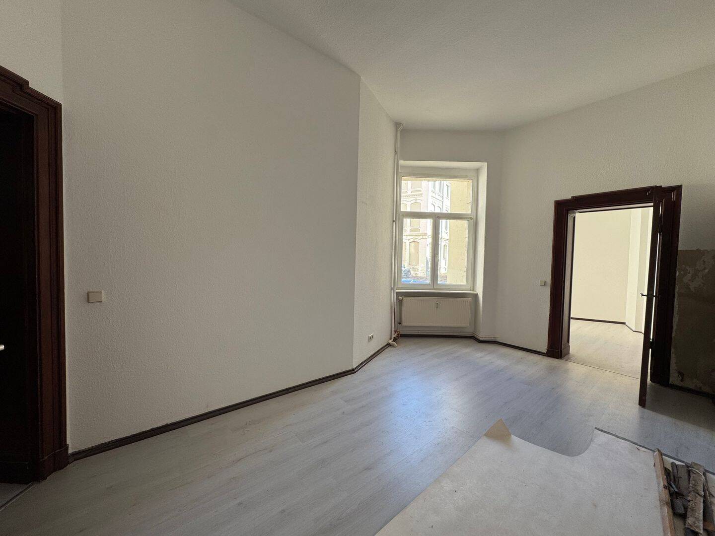 Altbauwohnung - Geräumige 3-Zimmer-Wohnung mit 97 m² im EG – sofort verfügbar! – Magdeburg – Vorschaubild 7
