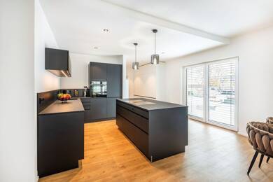 Wohnung zur Miete 1.409 € 3 Zimmer 109 m² Ritterstraße 27 Kitzingen Kitzingen 97318