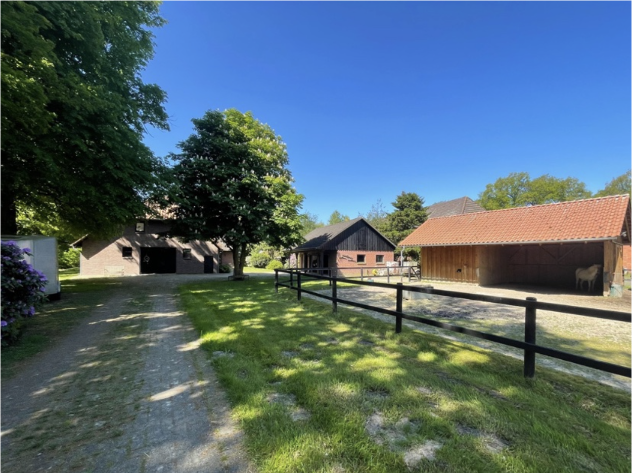 Bauernhaus zum Kauf 830.000 € 301 m²<br/>Wohnfläche 50.000 m²<br/>Grundstück Tüschendorf Grasberg 28879