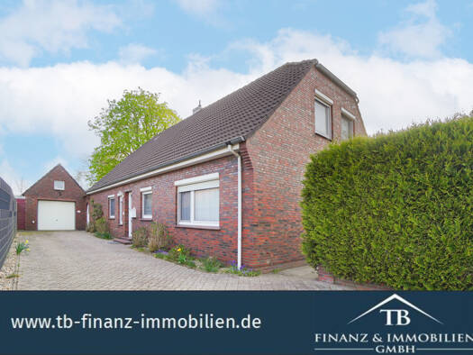 Einfamilienhaus zum Kauf 295.000 € 7 Zimmer 217 m² 1.193 m² Grundstück Nenndorf 26556