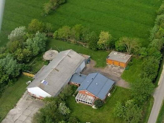 Mehrfamilienhaus zum Kauf provisionsfrei 1.100.000 € 9 Zimmer 236 m² 20.000 m² Grundstück Tating 25881