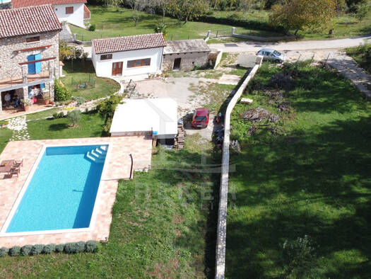 Reihenmittelhaus zum Kauf 875.000 € 5 Zimmer 260 m² 4.690 m² Grundstück Labin