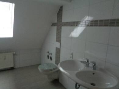 Wohnung zur Miete 530 € 3 Zimmer 77 m² Dachgeschoss frei ab sofort Kösener Straße Naumburg Naumburg (Saale) 06618