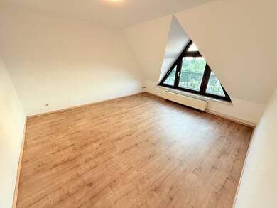 Wohnung zur Miete 365 € 2 Zimmer 48 m² Dachgeschoss Brielower Straße 54 Nord Brandenburg 14770