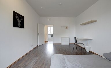 Wohnung zur Miete Wohnen auf Zeit 635 € 4 Zimmer 19,5 m² frei ab 06.01.2025 König-Karl-Straße 84 Cannstatt - Mitte Stuttgart 70372