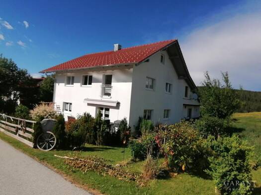 Einfamilienhaus zum Kauf 330.000 € 6 Zimmer 215 m² 690 m² Grundstück Zell Kirchberg i.Wald 94259