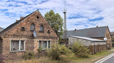 Bauernhaus zum Kauf provisionsfrei 15.000 € 5 Zimmer 191 m² 4.918 m² Grundstück Reuthener Dorfstr. 31 Reuthen Felixsee 03130