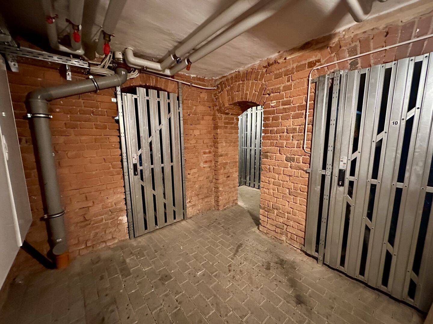 Property thumbnail 10