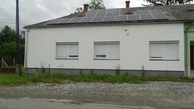 Einfamilienhaus zur Miete 600 € 3 Zimmer 110 m² 300 m² Grundstück frei ab sofort Rum 9799