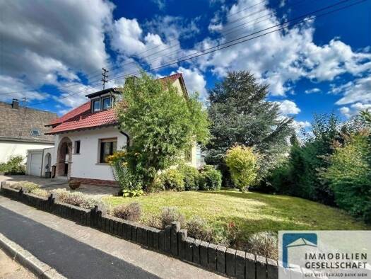 Einfamilienhaus zum Kauf 249.000 € 5 Zimmer 93 m² 622 m² Grundstück Ransbach-Baumbach 56235