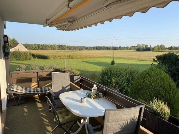 Wohnung zur Miete 1.680 € 4 Zimmer 116 m² 1. Geschoss frei ab 01.05.2026 Königsbrunn 86343