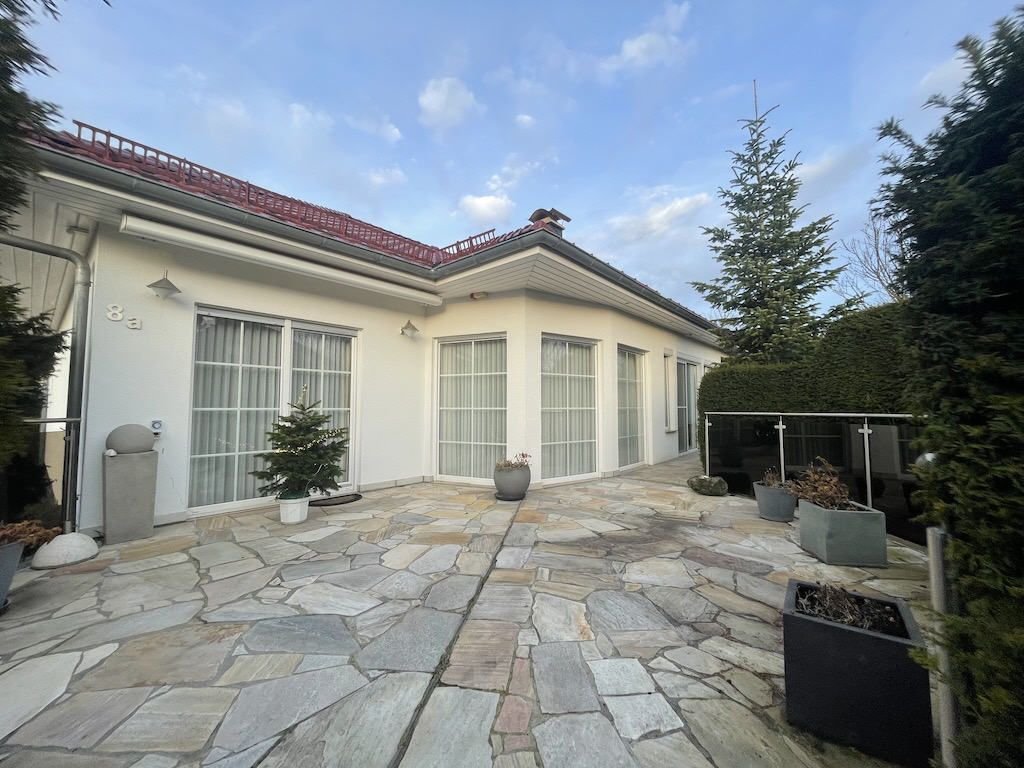 Einfamilienhaus zum Kauf 6 Zimmer 292 m²<br/>Wohnfläche 891 m²<br/>Grundstück Münchener Straße 8A Halberstadt Halberstadt 38820