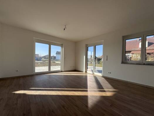 Bürogebäude zur Miete - Erstbezug 2.000 € 8 Zimmer 248 m² Bürofläche Pfakofen 93101