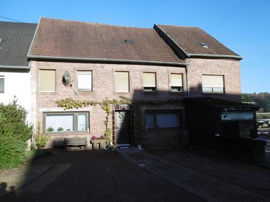 Einfamilienhaus zum Kauf provisionsfrei 75.640 € 7 Zimmer 170 m² 735 m² Grundstück Landsweiler Lebach 66822