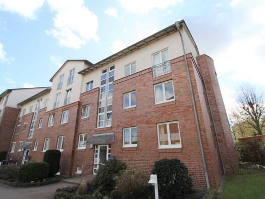 Wohnung zur Miete 850 € 2 Zimmer 74 m² Geschoss 2/3 frei ab 01.02.2026 Tornesch 25436