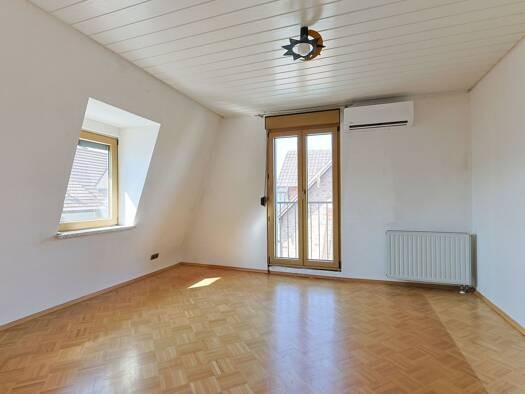 Doppelhaushälfte zum Kauf 349.000 € 6 Zimmer 182,3 m² 267 m² Grundstück Ittersbach Karlsbad 76307