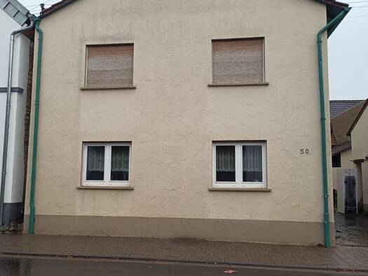 Wohnung zur Miete 740 € 3 Zimmer 93 m² Geschoss 1/2 frei ab 01.10.2026 Rüssingen 67308