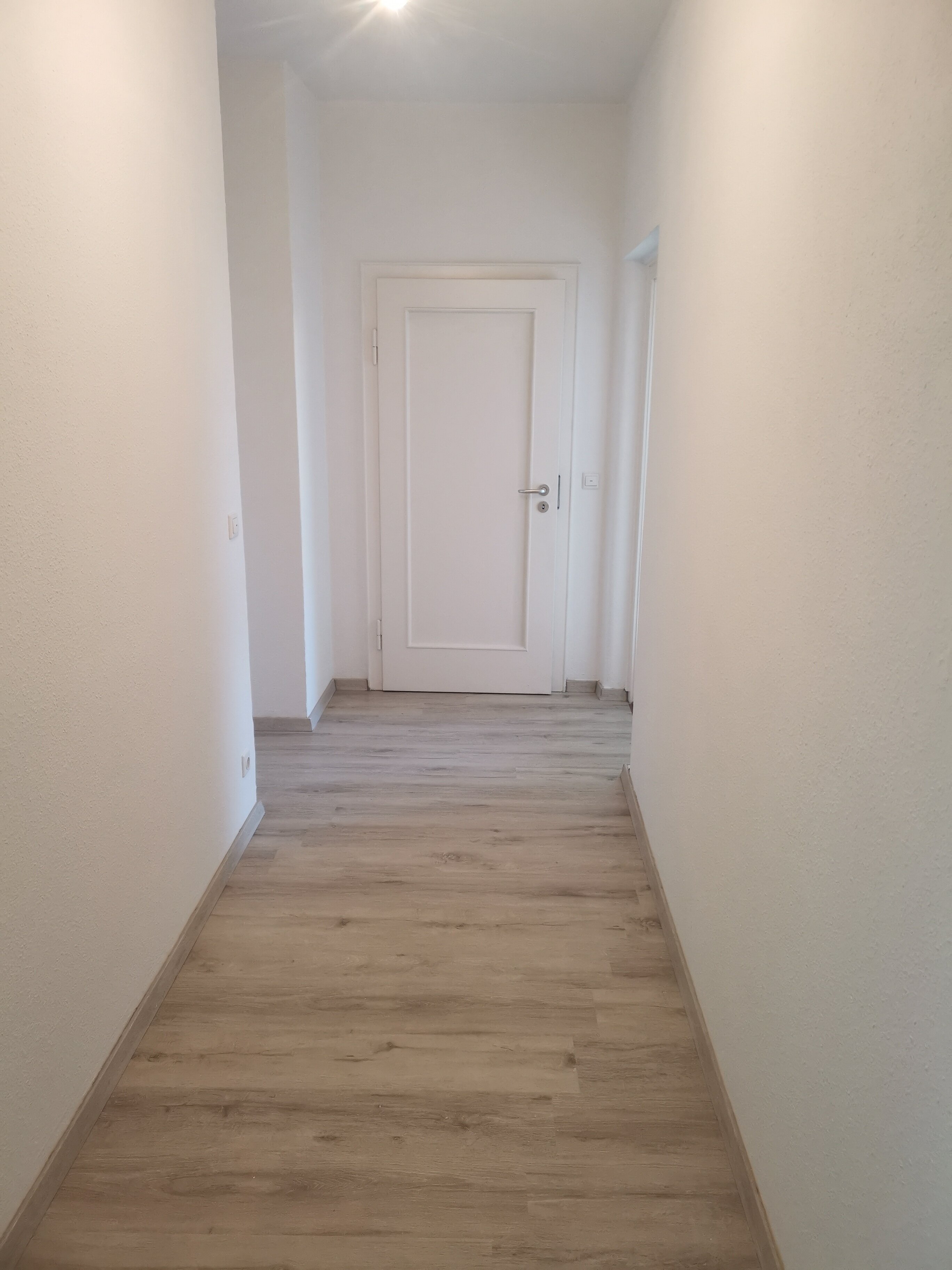 Wohnung zur Miete 300 € 2 Zimmer 51,2 m²<br/>Wohnfläche 1.<br/>Geschoss ab sofort<br/>Verfügbarkeit Cranachstraße 7 Lutherviertel 221 Chemnitz 09126