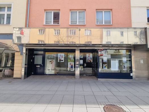 Ladenfläche zur Miete 7,86 € 150 m² Verkaufsfläche Wiener Neustadt 2700