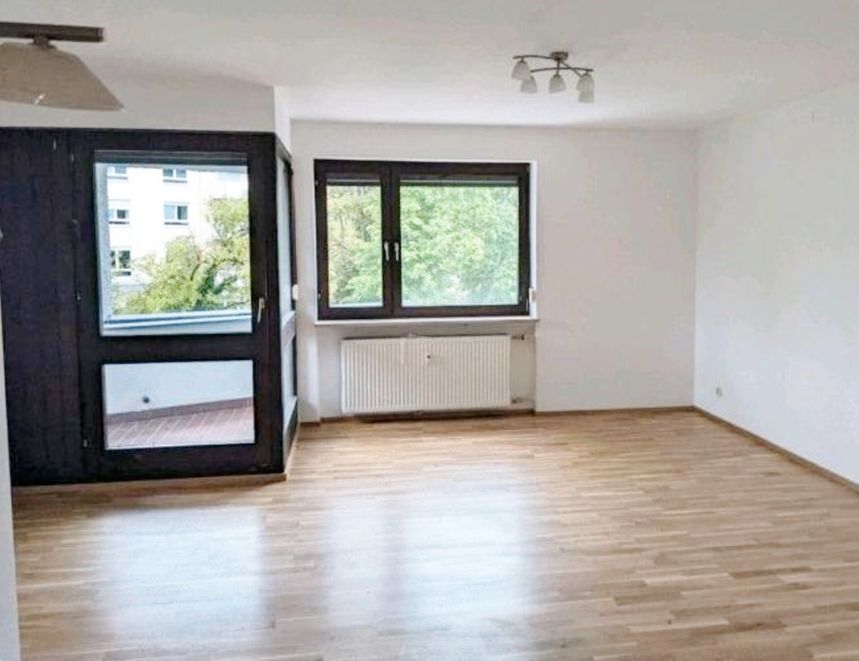 Wohnung zum Kauf 195.000 € 2 Zimmer 55 m²<br/>Wohnfläche 2.<br/>Geschoss Mittlerer Westen Regensburg 93049