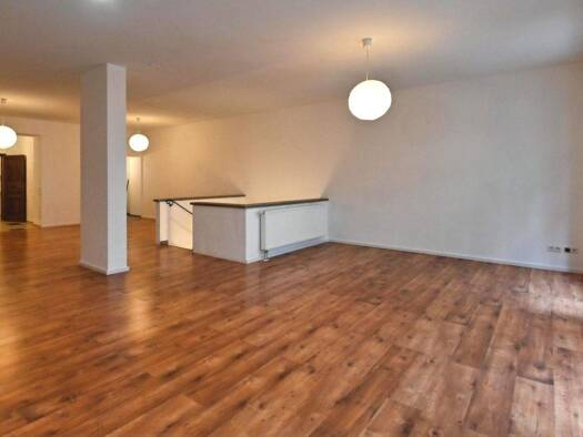 Wohnung zum Kauf 269.000 € 2 Zimmer 96 m² frei ab sofort Landau 76829