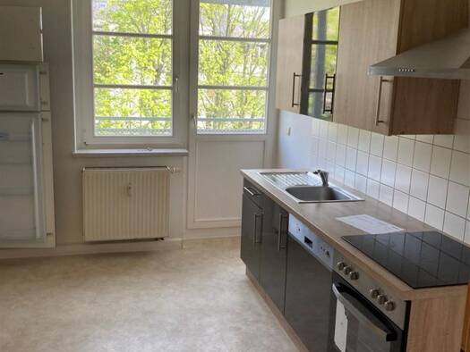 Wohnung zur Miete 319 € 2 Zimmer 55,7 m² 1. Geschoss frei ab sofort Zschopauer Platz 10 Bernsdorf Chemnitz 09126