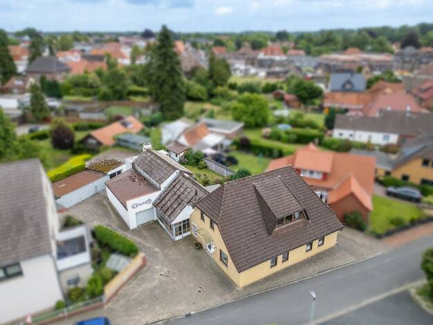 Einfamilienhaus zum Kauf 229.000 € 5 Zimmer 180 m² 765 m² Grundstück frei ab 01.08.2025 Bassum Bassum 27211