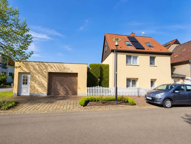 Einfamilienhaus zum Kauf 299.000 € 5 Zimmer 115 m² 332 m² Grundstück Lützschena-Stahmeln Nordwest 04159