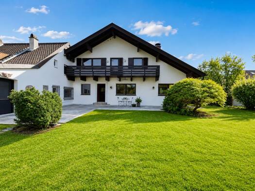 Einfamilienhaus zum Kauf 1.890.000 € 7 Zimmer 195 m² 882 m² Grundstück Thalk.Obersendl.-Forsten-Fürstenr.-Solln München 81477