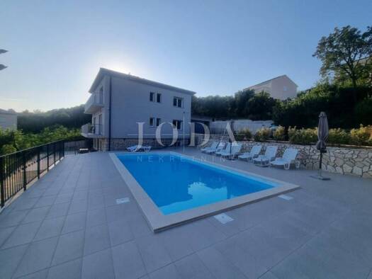Haus zum Kauf 950.000 € 9 Zimmer 240 m² Novi Vinodolski