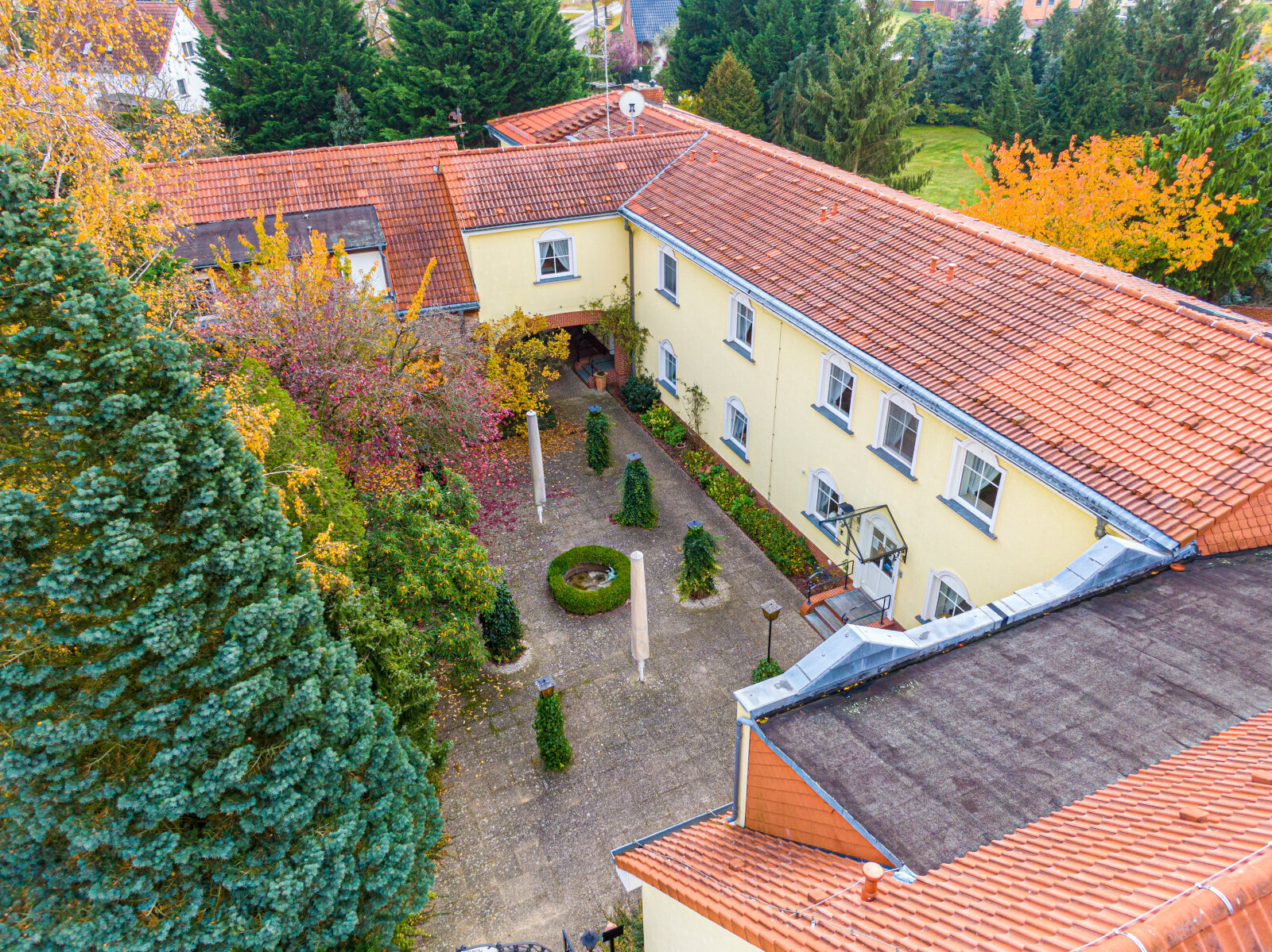 Hotel zum Kauf 1.700.000 € 21 Zimmer 5.471 m²<br/>Grundstück Tietzow Nauen 14641