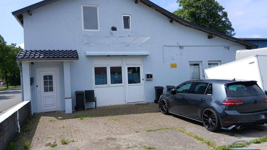 Haus zum Kauf 790.000 € 13 Zimmer 340 m² 3.000 m² Grundstück Holßel Geestland 27607