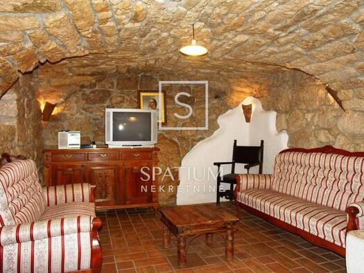 Einfamilienhaus zum Kauf 340.000 € 4 Zimmer 255 m² Grižane-Belgrad, Vinodolska Općina Grižane-Belgrad 51253
