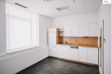 Büro-/Praxisfläche zur Miete 12,40 € 1 Zimmer Neunkirchen 2620