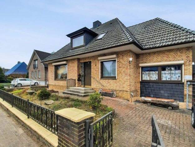 Einfamilienhaus zum Kauf 390.000 € 5 Zimmer 148,4 m² 626 m² Grundstück Bargteheide 22941