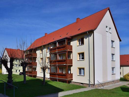 Wohnung zur Miete 424 € 2 Zimmer 58 m² frei ab 01.06.2026 Ph.-Müller-Str. 7 Hohndorf 09394