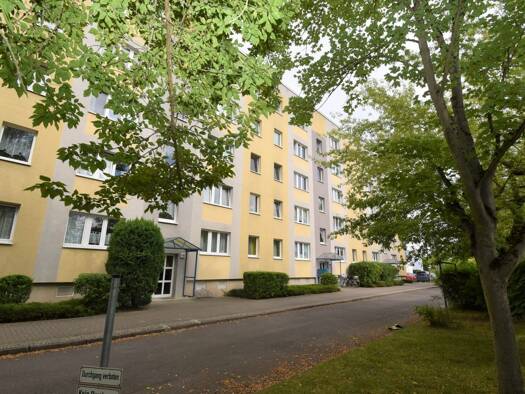 Wohnung zur Miete 630 € 4 Zimmer 72,1 m² frei ab sofort Breite Straße 115 Eberswalde Eberswalde 16225