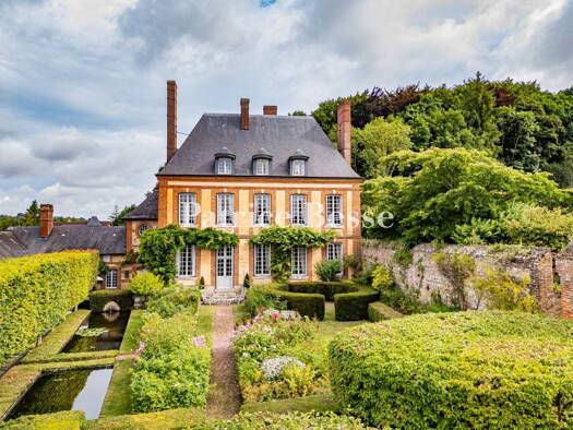 Reihenhaus zum Kauf 1.400.000 € 8 Zimmer 580 m² 4.440 m² Grundstück Cany-Barville 76450